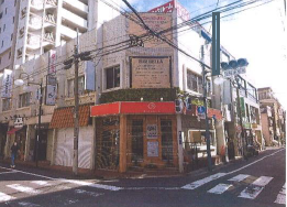 東十条駅徒歩2分　角地BAR居抜き店舗！2方向から視認出来ます！